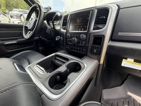 Used 2017 RAM 3500 Laramie Longhorn AWD/4WD image 32