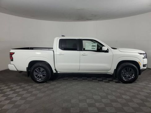New 2026 Nissan Frontier SV w/ SV Convenience Package RWD image 8