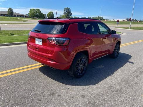 Certified 2022 Jeep Compass Limited image 11