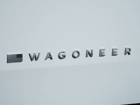 Used 2022 Jeep Wagoneer Series III w/ Rear Seat Video Group 1 image 51