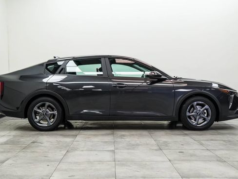 Used 2025 Kia K4 FWD image 10