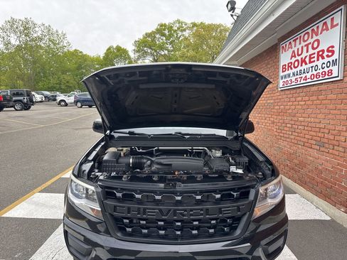 Used 2015 Chevrolet Colorado W/T w/ WT Convenience Package AWD/4WD image 29