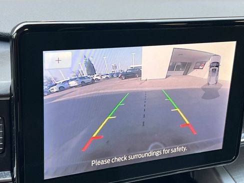 Used 2022 Ford Explorer XLT w/ Equipment Group 202A image 26