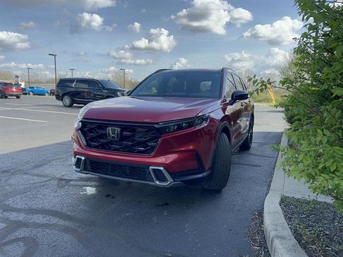 Used 2023 Honda CR-V Sport Touring image 3