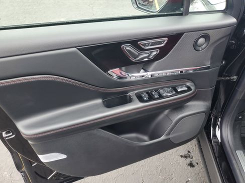 New 2026 Lincoln Corsair Grand Touring image 8