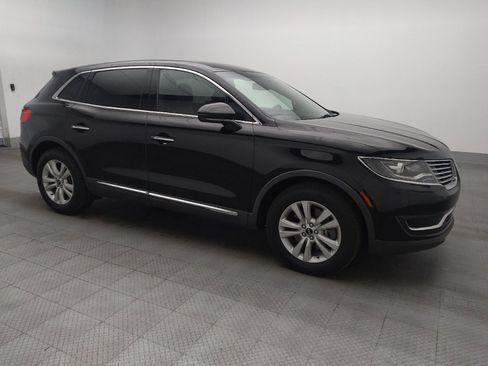 Used 2017 Lincoln MKX Premiere image 11
