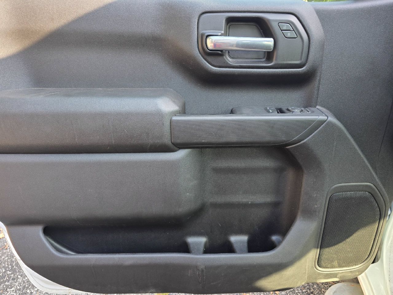 Used 2025 Chevrolet Silverado 1500 W/T RWD image 12