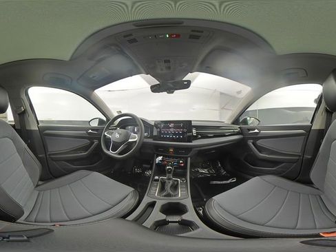 New 2026 Volkswagen Jetta SE image 10