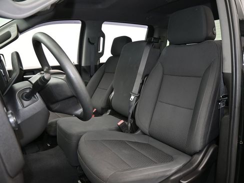 Used 2020 Chevrolet Silverado 1500 Custom w/ Custom Value Package image 10