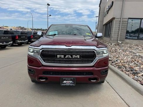 Used 2023 RAM 1500 Limited AWD/4WD image 2