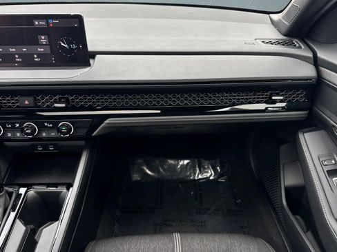 Certified 2024 Honda Accord Sport image 30