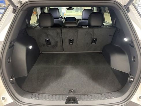 Used 2025 Chevrolet Equinox RS w/ Safety and Technology Package AWD/4WD image 15