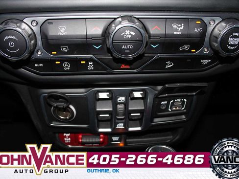 Used 2018 Jeep Wrangler Unlimited Rubicon image 38