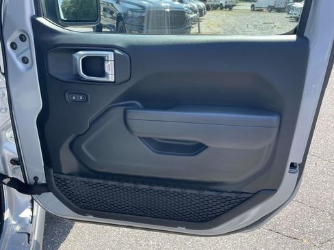 Certified 2024 Jeep Wrangler Unlimited Rubicon image 16