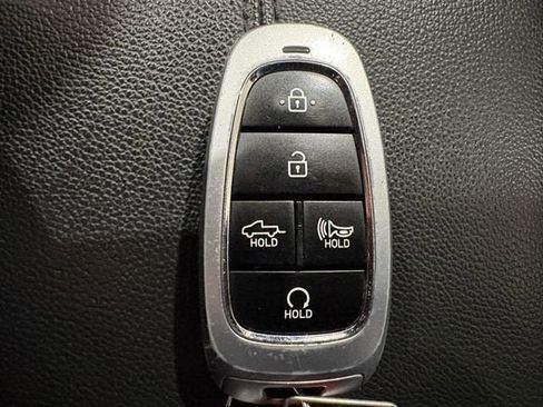 Used 2023 Hyundai Santa Cruz SEL Premium w/ Cargo Package image 25