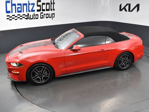 Used 2020 Ford Mustang Premium RWD image 10