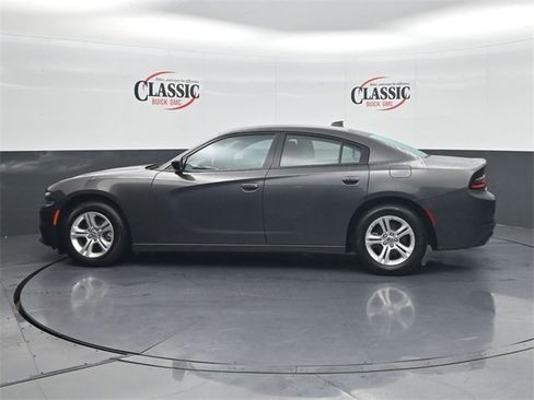 Used 2023 Dodge Charger SXT image 2