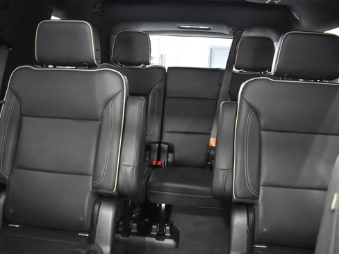 Used 2021 Chevrolet Tahoe Premier w/ Premium Package AWD/4WD image 36