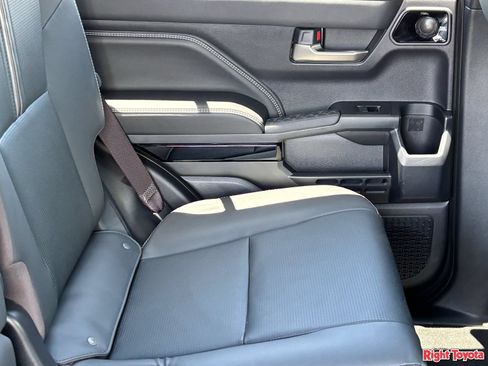 Certified 2026 Toyota 4Runner Limited AWD/4WD image 15