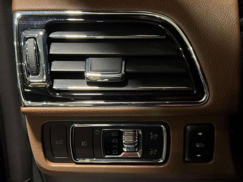 Certified 2022 Lincoln Navigator Reserve image 10