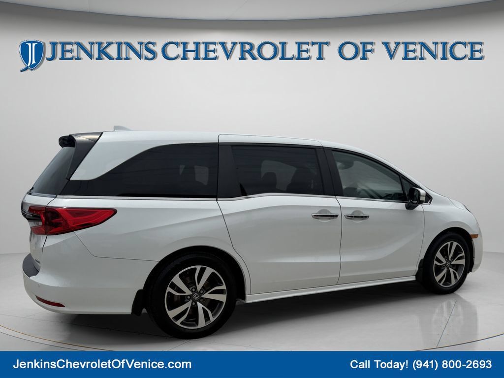 Used 2022 Honda Odyssey Touring image 4