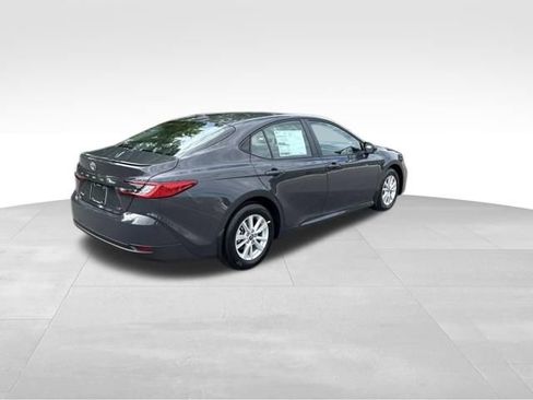 Used 2026 Toyota Camry LE w/ Convenience Package FWD image 6