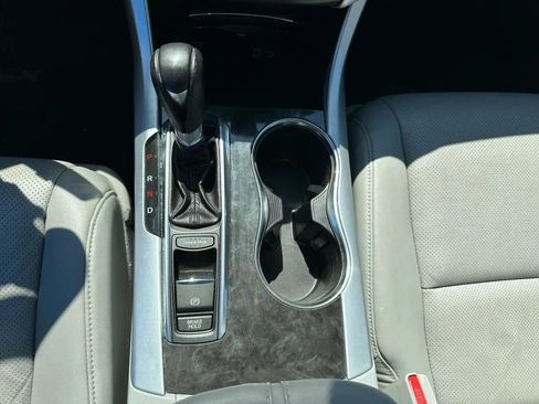 Used 2018 Acura TLX w/ Technology Package FWD image 26