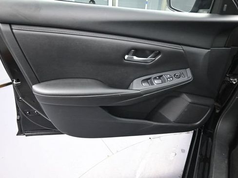 Used 2024 Nissan Sentra SV FWD image 20