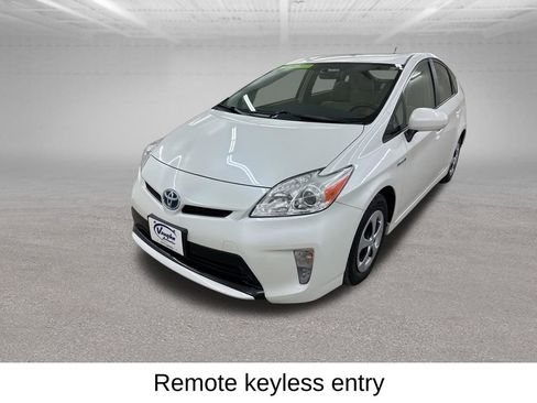 Used 2014 Toyota Prius Two image 7