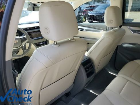 Used 2021 Cadillac XT5 Premium Luxury w/ LPO, Floor Liner Package FWD image 13