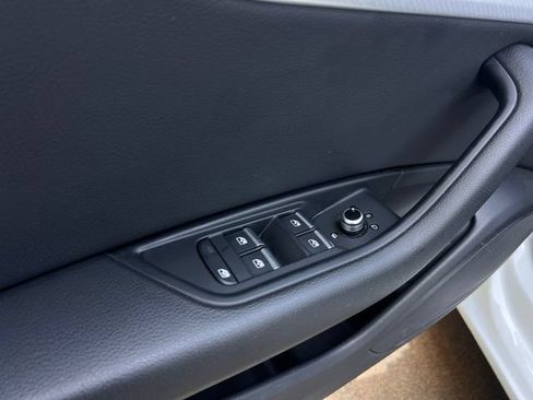 Used 2017 Audi A4 2.0T Ultra Premium w/ Convenience Package FWD image 11