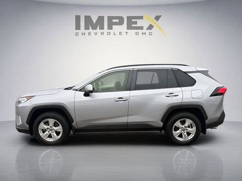 Used 2020 Toyota RAV4 XLE w/ All Weather Liner Package AWD/4WD image 2