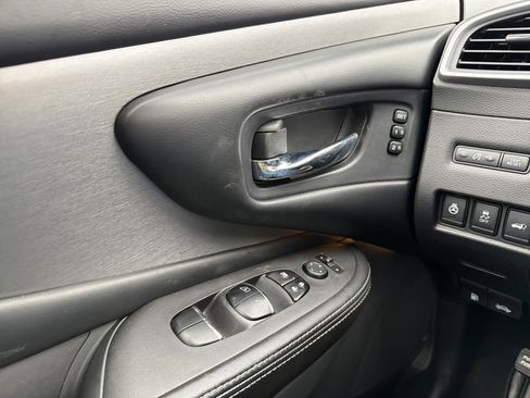 Used 2019 Nissan Murano SL image 23