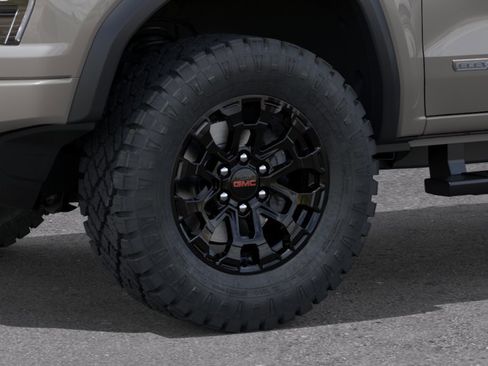 New 2026 GMC Canyon Elevation w/ Convenience Package RWD image 9