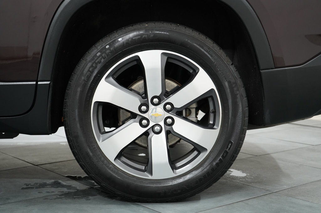 Used 2020 Chevrolet Traverse LT w/ LT Premium Package FWD image 37