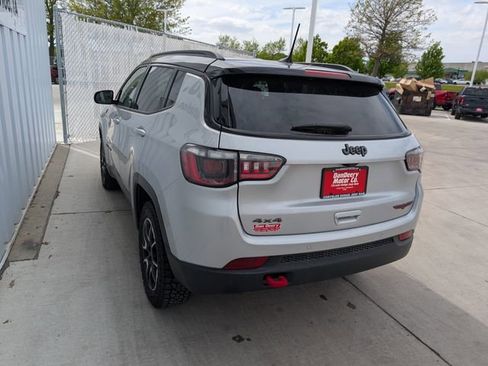 Used 2025 Jeep Compass Trailhawk AWD/4WD image 20