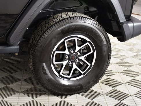 Used 2024 Jeep Wrangler Unlimited Rubicon image 53