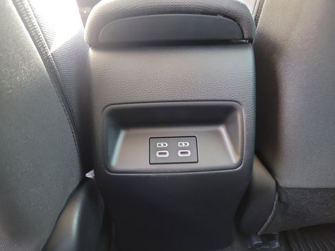 Used 2024 Toyota Corolla LE FWD image 15