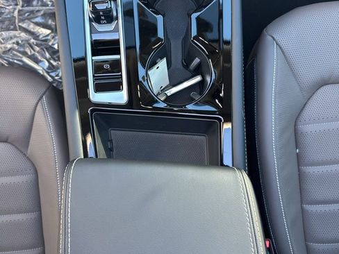 New 2026 Volkswagen Atlas SEL image 28