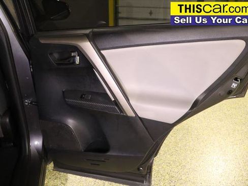 Used 2015 Toyota RAV4 Limited image 30