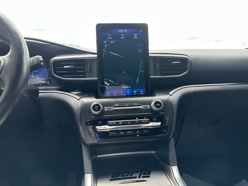 Used 2020 Ford Explorer ST w/ ST Street Pack image 23