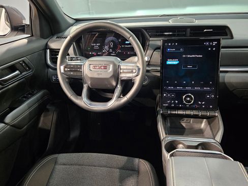 Used 2025 GMC Terrain Elevation image 9