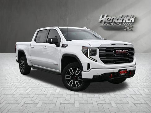 Used 2024 GMC Sierra 1500 AT4 w/ Technology Package AWD/4WD image 2