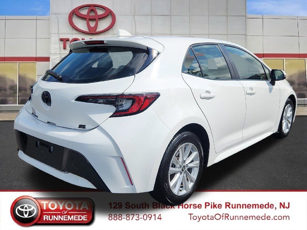 Used 2024 Toyota Corolla SE FWD image 6