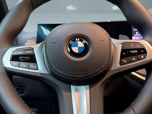 New 2026 BMW X5 xDrive40i w/ M Sport Package image 16