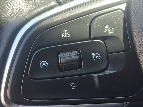 Used 2023 Buick Encore GX Preferred w/ Cold Weather Comfort Package AWD/4WD image 20