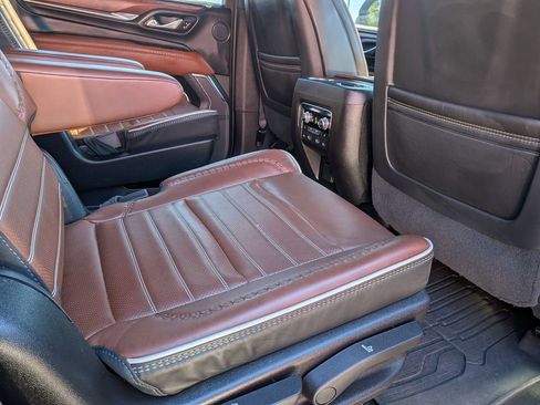 Certified 2024 GMC Yukon Denali Ultimate AWD/4WD image 26