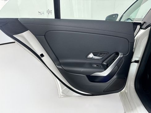 Used 2025 Mercedes-Benz CLA 250 image 25