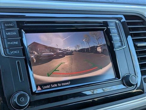 Used 2016 Volkswagen Beetle 1.8T SE image 14