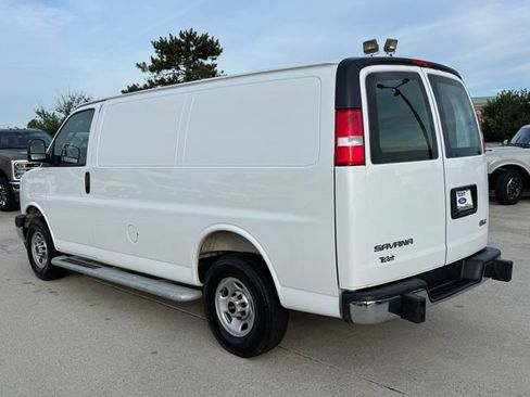 Used 2025 GMC Savana 2500 w/ Driver Convenience Package RWD image 8
